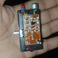 شنود فرستنده رادیویی FM