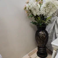 گل گلدان .گلها هفت شاخه هست اورجینال