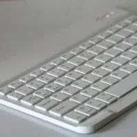 کیبورد بی سیم مدل BT300|قطعات و لوازم جانبی رایانه|بابلسر, |دیوار