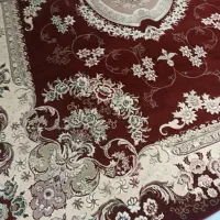 فرش قرمز