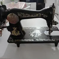 چرخ خیاطی قدیمی