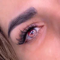 اکستنشن مژه در ستارخان و کارون کار تمیز و ماندگار