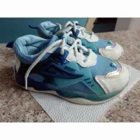 کفش اسپرت در حد نو