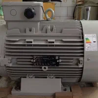 دوعدینام الکتروژن۷/۵اسب و۳اسب۱۴۰۰دورکاملا نو