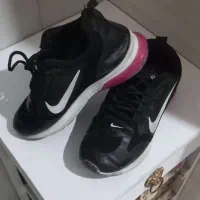 تعدادی کتانی اسپرت بچگانه