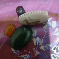 تعدادی سنگ