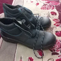 کفش ایمنی نو سایز ۴۴