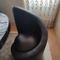 مبل راحتی چرم باضافه میز ناهارخوری ۸ نفره|مبلمان خانگی و میز عسلی|بروجرد, |دیوار