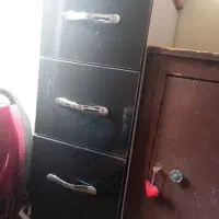 کابینت مشکی ۲کشو سالم تمیز