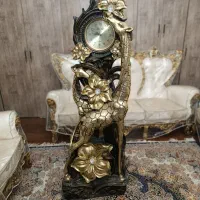 ساعت پلی استر طرح برنز ایستاده