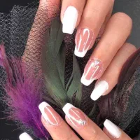 استخدام  همکار ناخنکار