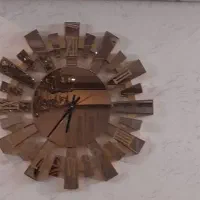 ساعت اینه ای درحد نو