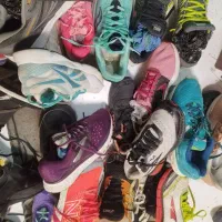 ۲۰۰جفت کتانی ازسایز۳۷تا۴۲ارجی فقط عمده