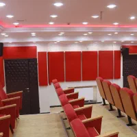 سالن همایش و سمینار مدرن با محیطی آرام و فرهنگی|اجارهٔ کوتاه‌مدت دفتر کار و فضای آموزشی|تهران, سردارجنگل|دیوار
