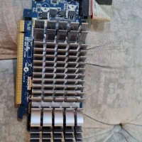 VGA ASUS 210 1 GB