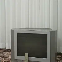 تلویزیون ۲۱ با کنترل