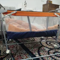 سیسمونی همراه با عروسک|اسباب و اثاث بچه|ایلام, |دیوار