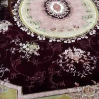 یک عدد فرش دوازده متری لاکی سالم و تمیز