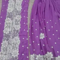 تعدادی لباس محلی|لباس|دهدشت, |دیوار