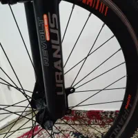 دوچرخه نو نو نو|دوچرخه، اسکیت، اسکوتر|اندیشه, اندیشه فاز ۱|دیوار