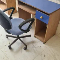 میز کامپیوتر یا تحریر با صندلی|میز تحریر و کامپیوتر|بروجرد, |دیوار