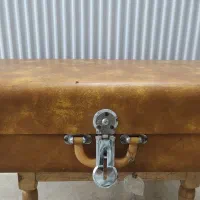 چمدان بسیار قدیمی کار خاص کشتی چوبی باکس لباس|کلکسیون اشیاء عتیقه|قم, انسجام|دیوار