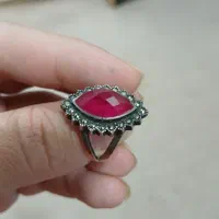 انگشتر نقره.یاقوت