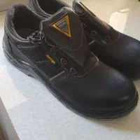 کفش کار  و ایمنی با جلو پنجه فلزی سایز ۴۳