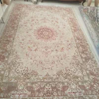 باسلام فروش فرش شش متری. کرم