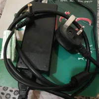 شارژر لپتاپ سالم