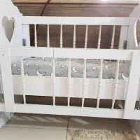 گهواره یا تخت نوزاد|تخت و صندلی بچه|قزوین, |دیوار