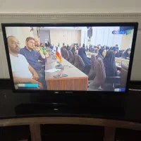 تلویزیون سامسونگ با میز منحنی|تلویزیون و پروژکتور|قرچک, میرزائی شمالی|دیوار