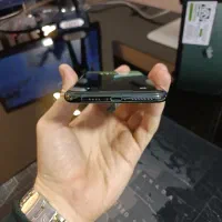 ۱۱ پرومکس|موبایل|میانه, |دیوار