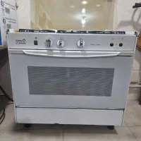 اجاق گاز پنج شعله طرح فر در حد نو