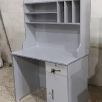 میزتحریر کتابخانه دار