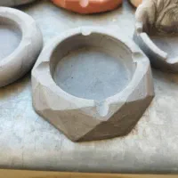 ۱۰۰۰ عدد زیر سیگاری سنگی به همراه ۱۰۰۰ عدد آفر|صنایع دستی و سایر لوازم تزئینی|صدرا-فارس, فاز ۱|دیوار