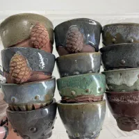 به عنوان گلدان یا قالب شمع قابل استفاده است