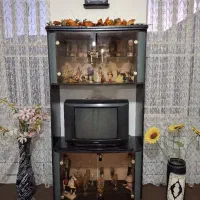 مبل، میزنهارخوری ، میز تلوزیون. دو تخته فرش|مبلمان خانگی و میز عسلی|شیراز, شهرک یاس طلاییه|دیوار