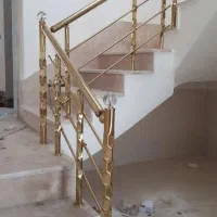 دو شاگرد نیاز داریم در نرده استیل