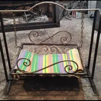 گهواره آهنی محکم