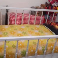 تخت کودک + تشک نو|تخت و سرویس خواب|پاکدشت, پاکدشت (مامازند)|دیوار