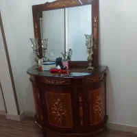 مبل و اینه کنسول