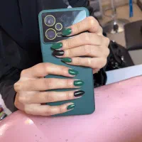 کاشت ناخن وترمیم باآفرویژه