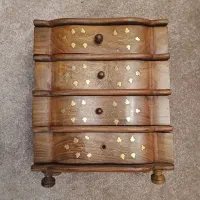 مینی کشو رومیزی/ چوبی با تزیین طلایی/استند