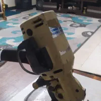 قیچی برقی برای برش پارچه