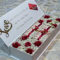 باکس گل مصنوعی و طبیعی