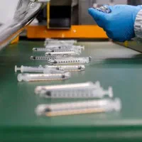 کارخانه دارویی و آرایشی/کارگرخانم،آقا،راننده،حراست