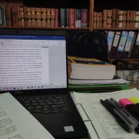 نگارش مقاله و پایان‌نامه حقوق با ویراستاری حرفه‌ای