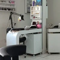 جذب ناخن کار ونیروی حرفه ای