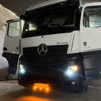 مرسدس بنز اکتروس